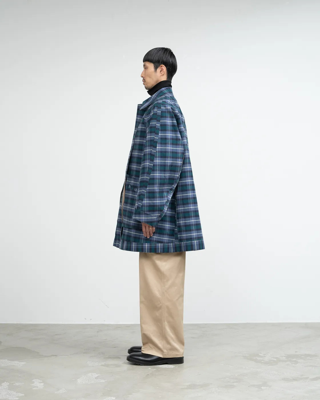 Graphpaper / YOKE for Graphpaper Reversible Cut-Off Half Coat