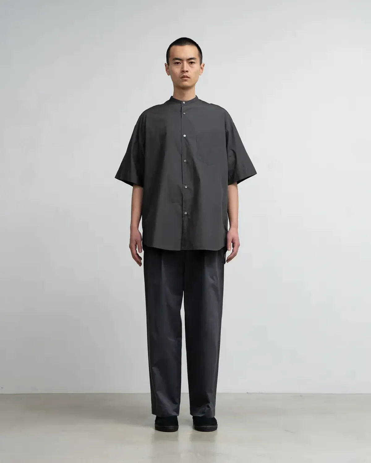 Graphpaper / Broad S/S Oversized Band Collar Shirt (GM252-50019B)