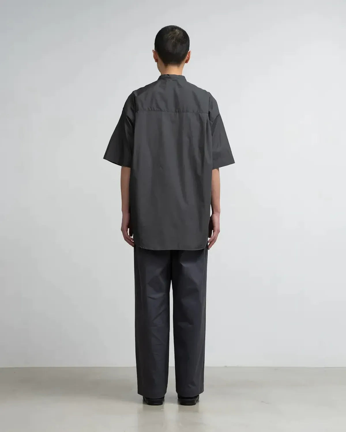 Graphpaper / Broad S/S Oversized Band Collar Shirt (GM252-50019B)
