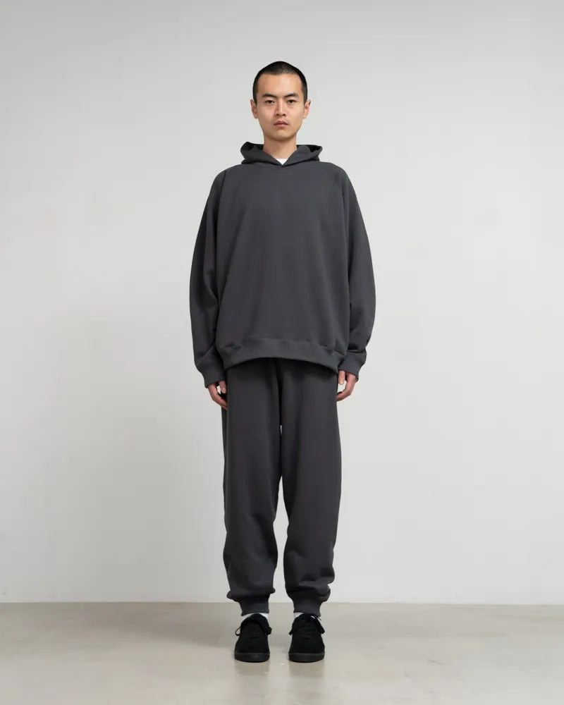 Graphpaper のLOOPWHEELER for Graphpaper Sweat Parka