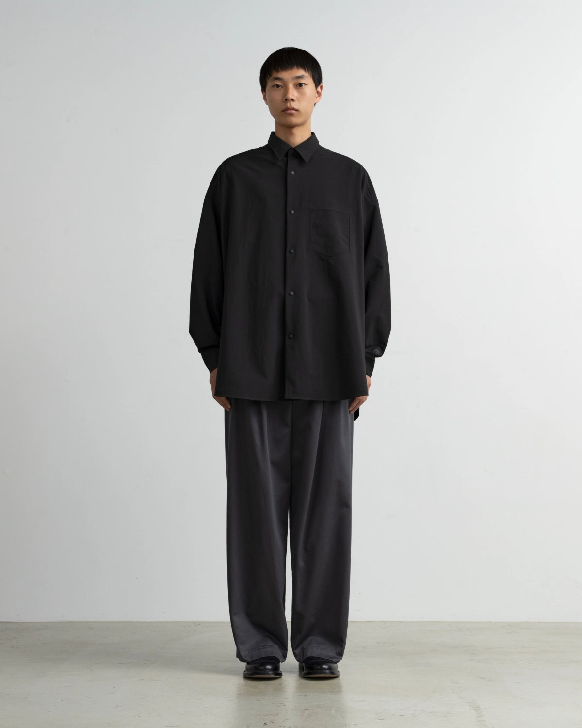 Graphpaper × DESCENTE / DESCENTE for Graphpaper L/S Oversized Regular Collar Shirt (DU263-50001)