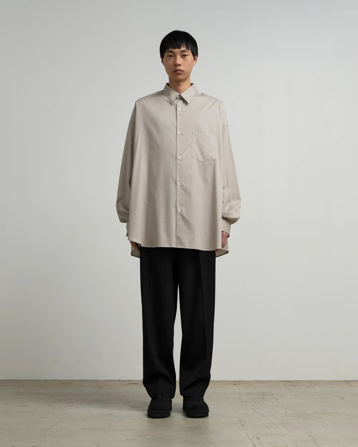 Graphpaper / Silicon Poplin Oversized Regular Collar Shirt (GM263-50196)