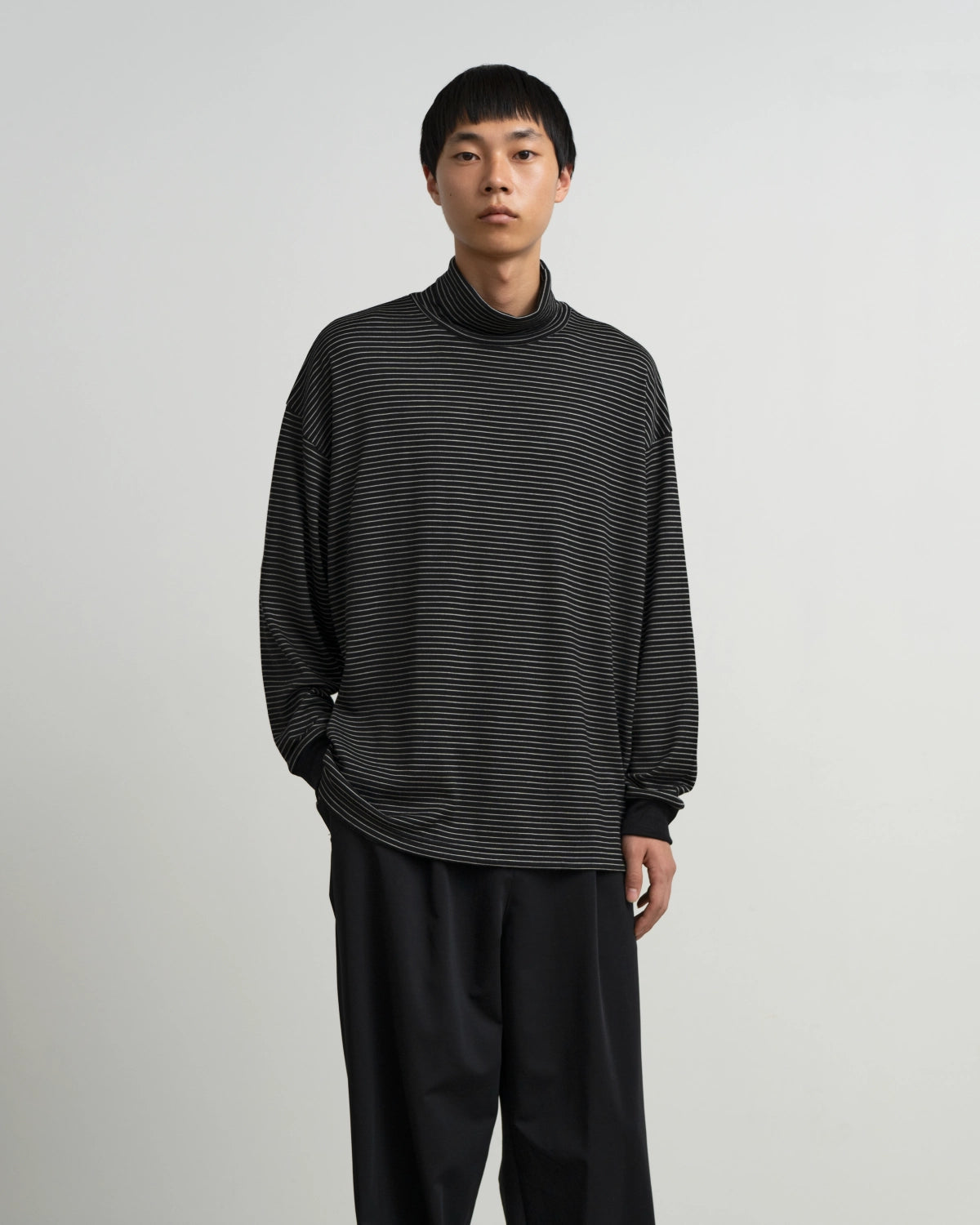 Graphpaper / Fine Wool Border L/S Turtle Neck Tee (GU263-70159B)