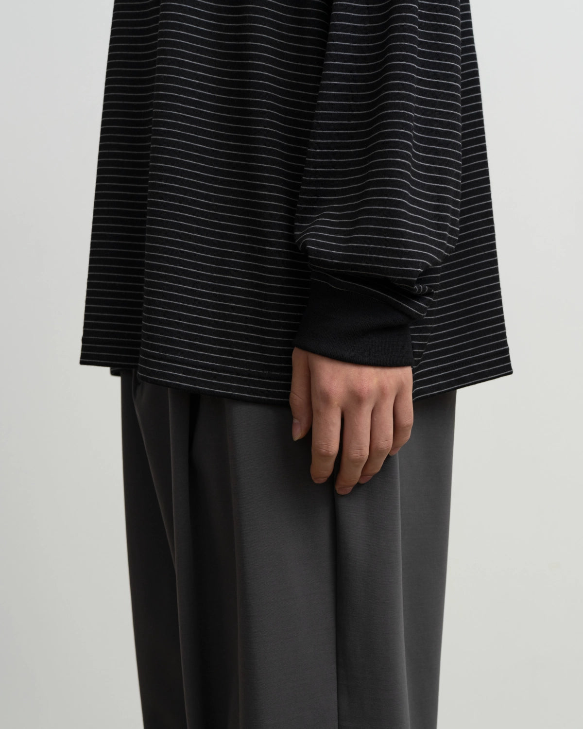 Graphpaper / Fine Wool Border L/S Crew Neck Tee (GU263-70158B)