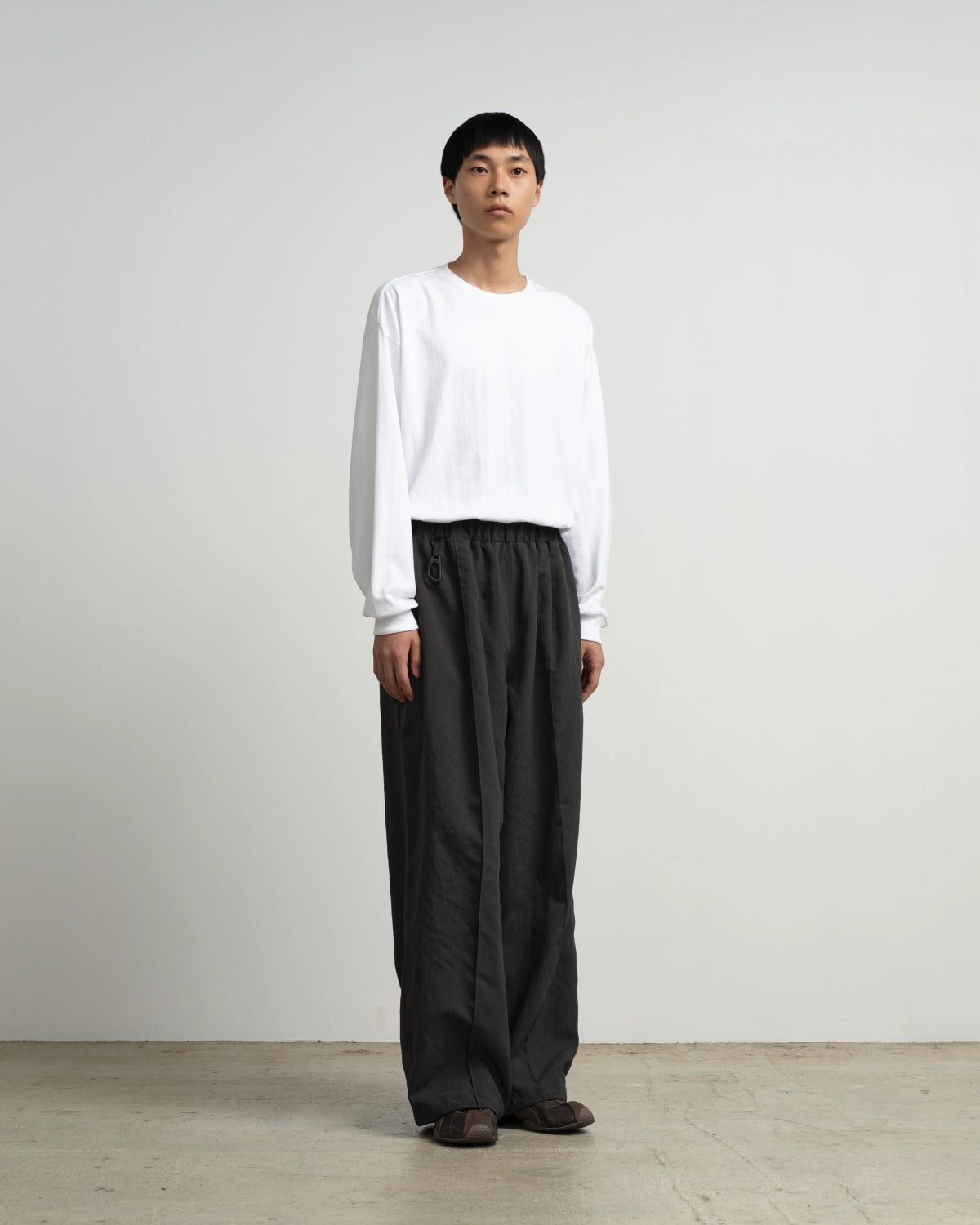 Graphpaper × NORMAL EXPERT / NORMAL EXPERT for Graphpaper ”LAZY PANTS LOAM ” (NEXM263-40002)