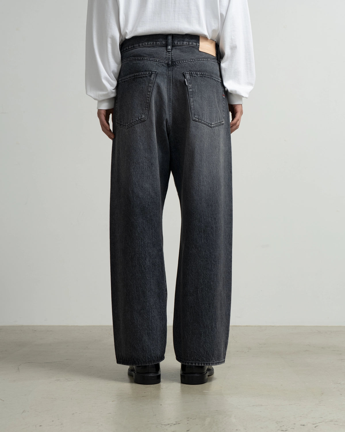 Graphpaper / Selvage Denim Five Pocket Wide Straight Pants (GU263-40059LB)