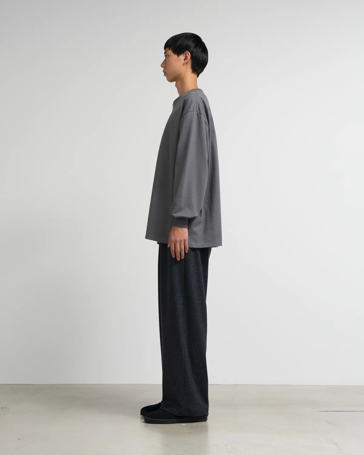 Graphpaper / Wool Smooth Flannel Easy Wide Pants (GU263-40523B)