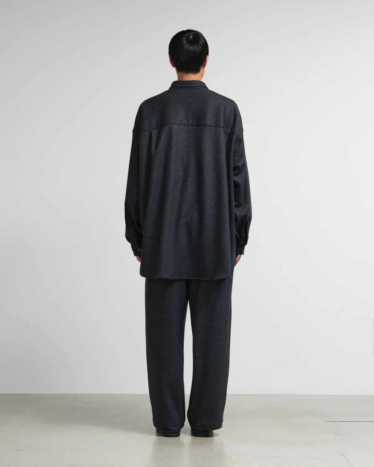 Graphpaper / Wool Smooth Flannel Oversized Regular Collar Shirt (GU263-50521B)