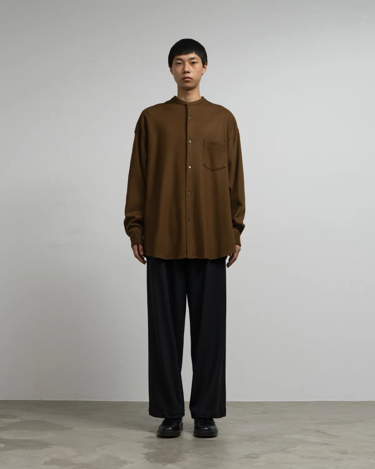 Graphpaper / Wool Smooth Flannel Oversized Band Collar Shirt (GU263-50522B)