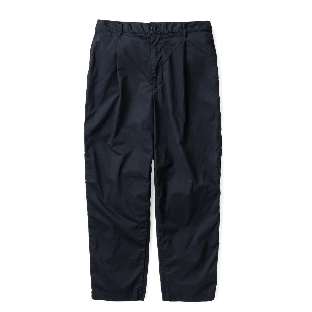 Graphpaper の Garment Dyed Typewriter Oversized Slacks (GM243-40089)