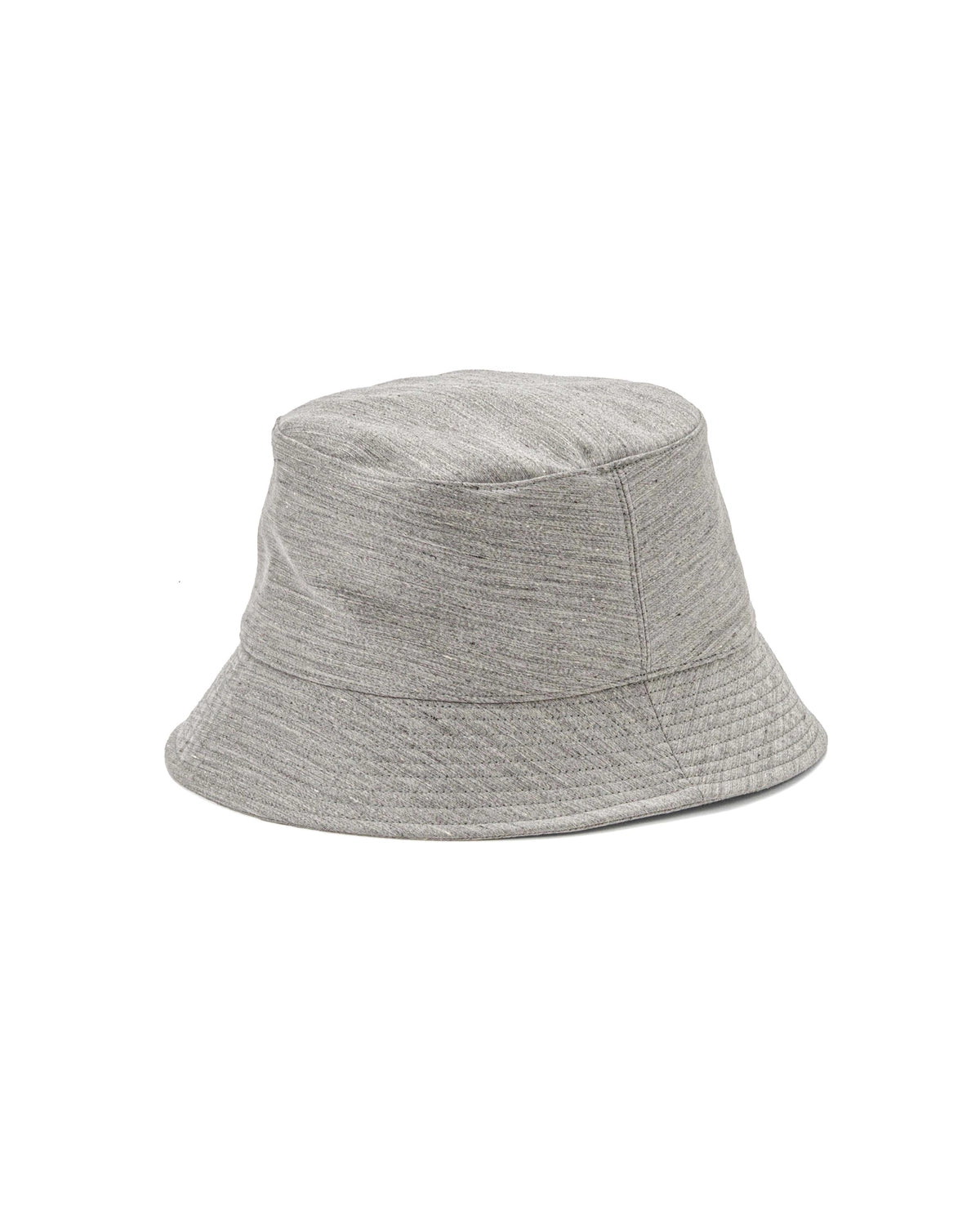 Graphpaper の Linen Cupro Back Satin Bucket Hat (GU261-90372)