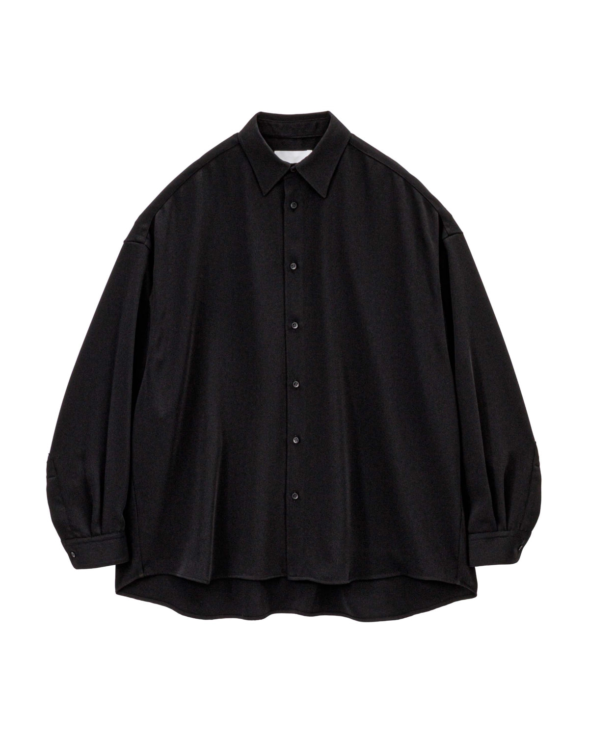Graphpaper の Satin Oversized Regular Collar Shirt (GL263-50093B)