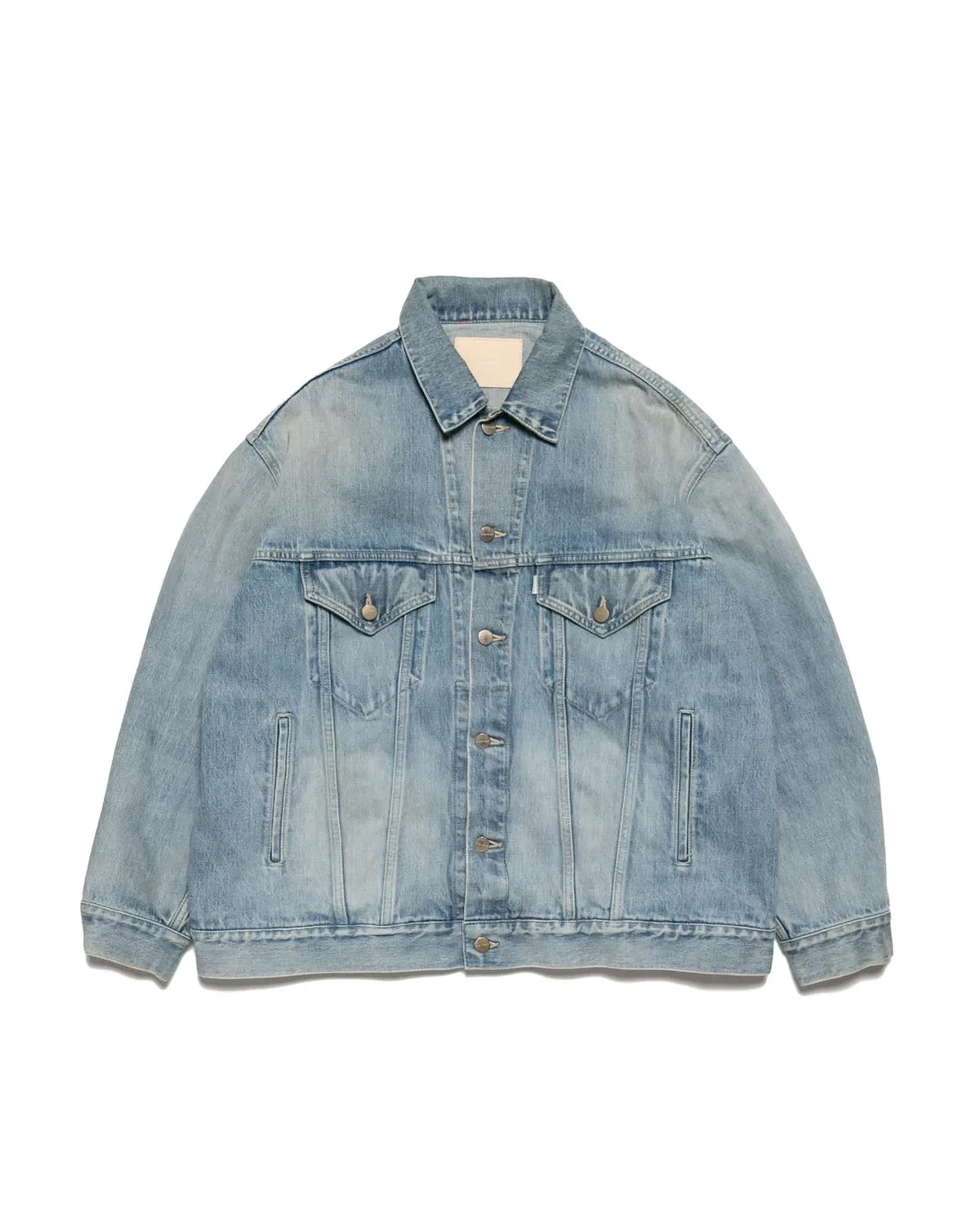 Graphpaper の Selvage Denim Trucker Jacket (GM253-20055LB)