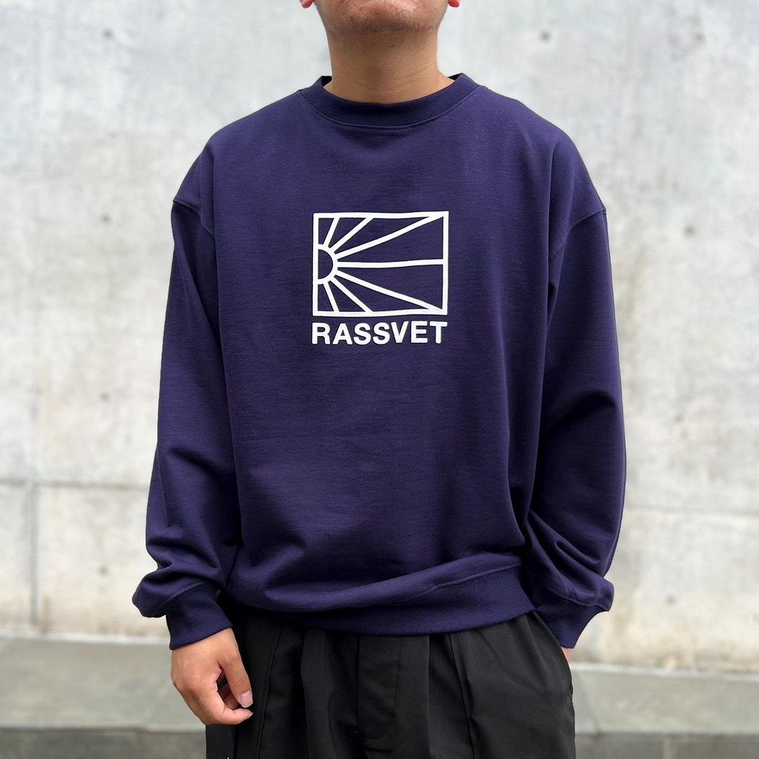 RASSVET/LOGO CREWNECK SWEATSHIRT