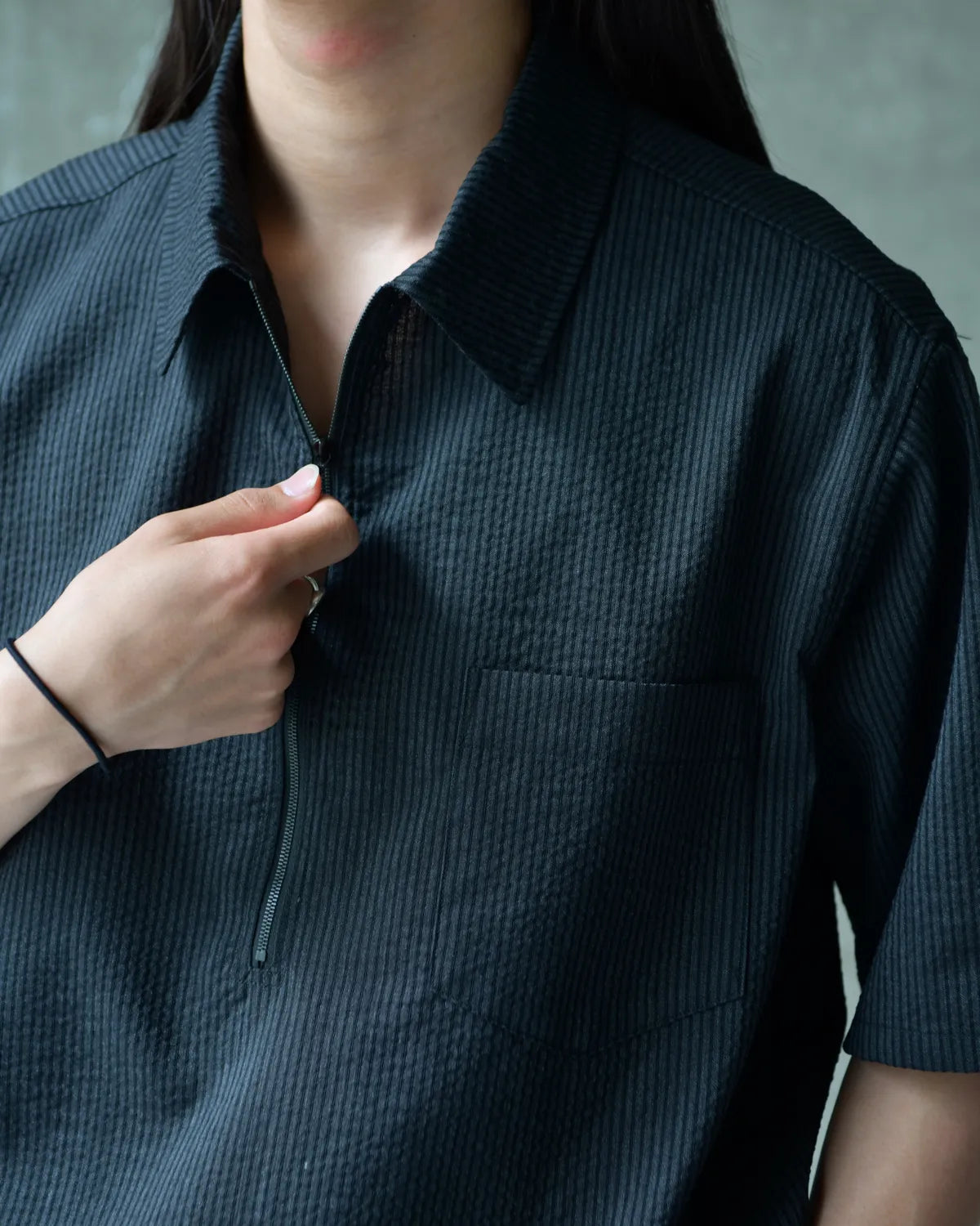 marka / Wool seersucker / Half Zip Shirt (M26B03SH01B)