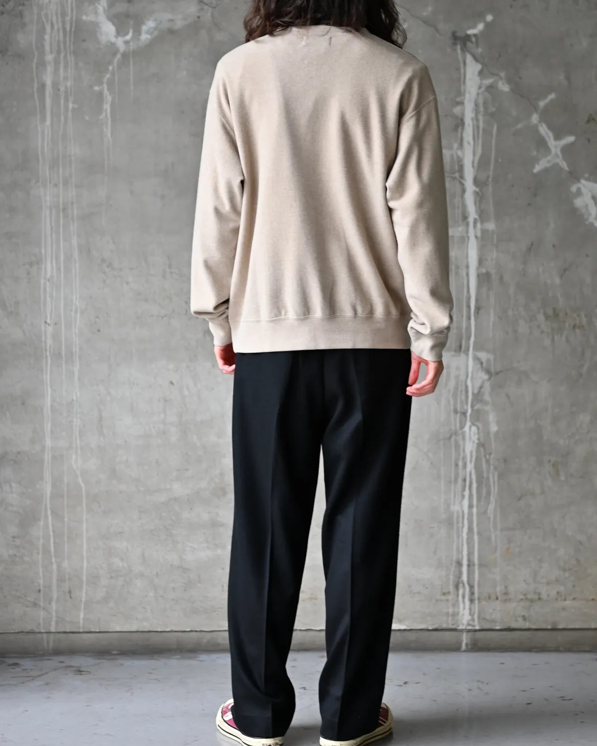 marka / V-NECK L/S TEE (M26C22CS04C)