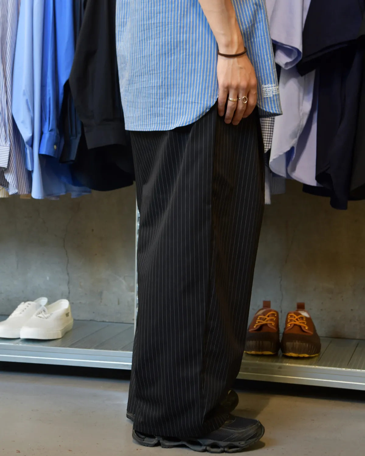 FreshService / CORPORATE WIDE EASY PANTS (FSC262-40014B)