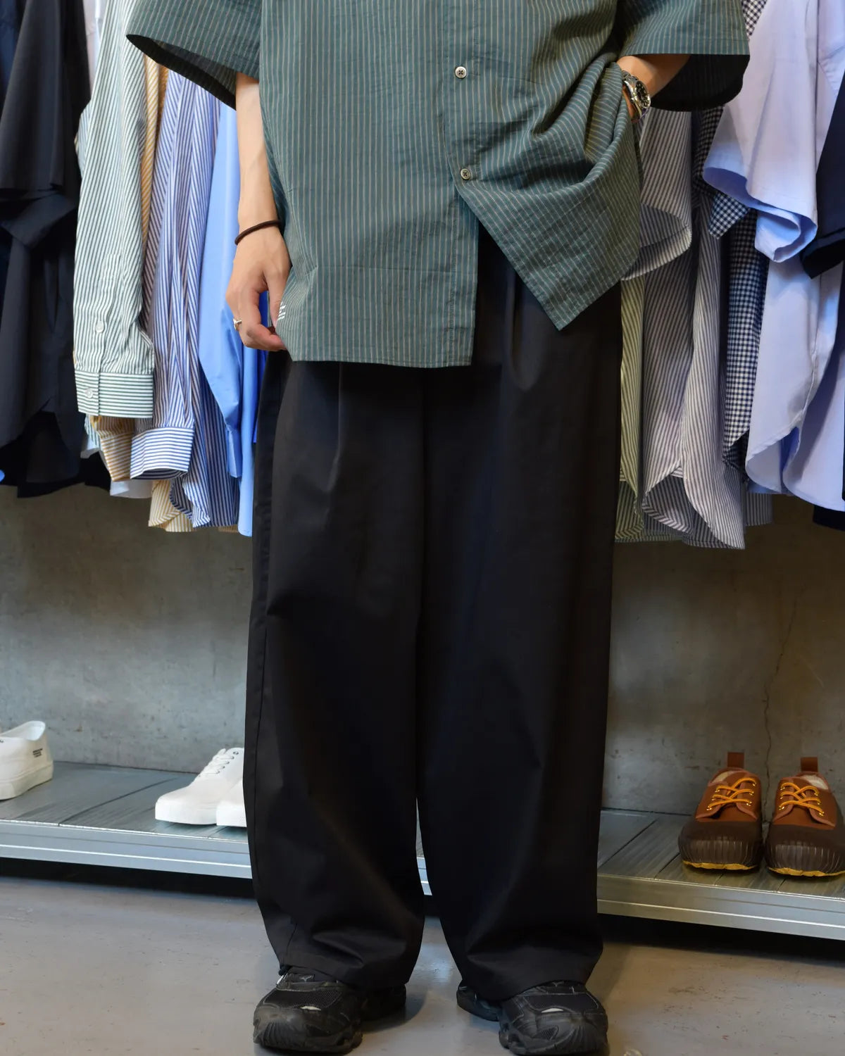 FreshService / CORPORATE WIDE EASY PANTS (FSC262-40014B)