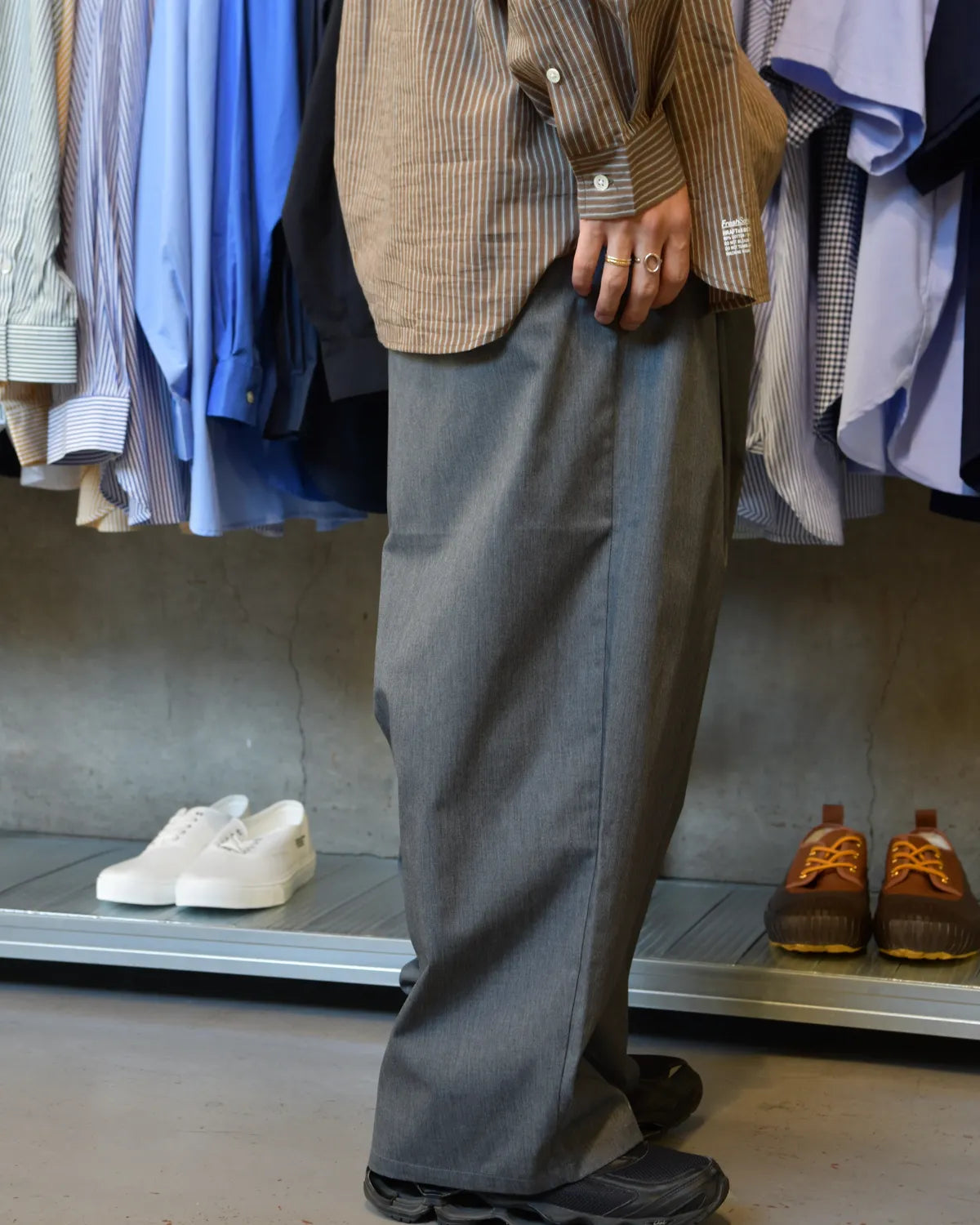 FreshService / CORPORATE WIDE EASY PANTS (FSC262-40014B)