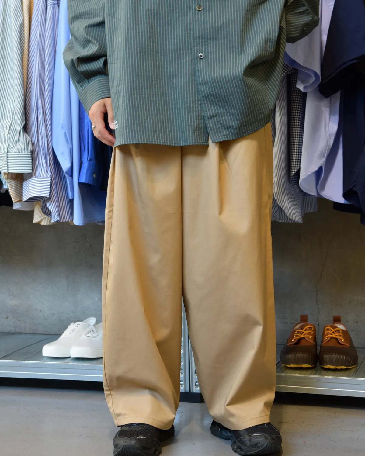 FreshService / CORPORATE WIDE EASY PANTS (FSC262-40014B)