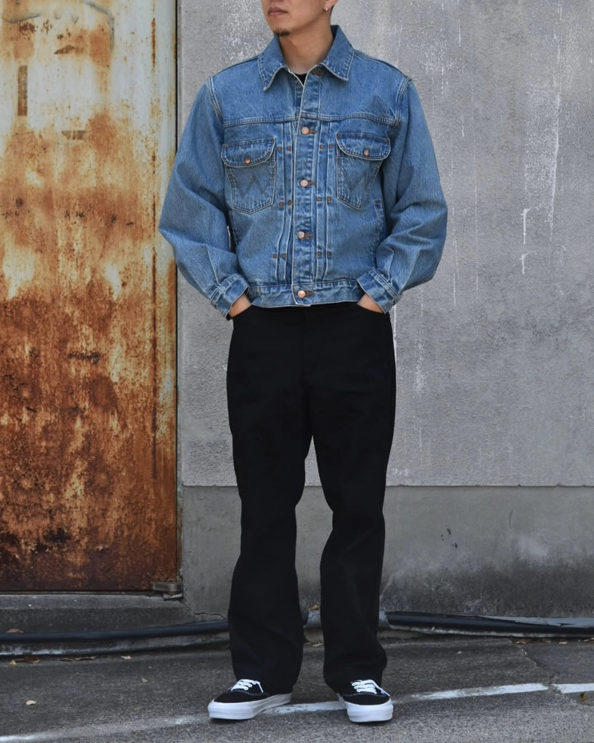 WACKO MARIA × WRANGLER / WASHED DENIM TRUCKER JACKET -TYPE-2- (25SS-WMO-WG02)
