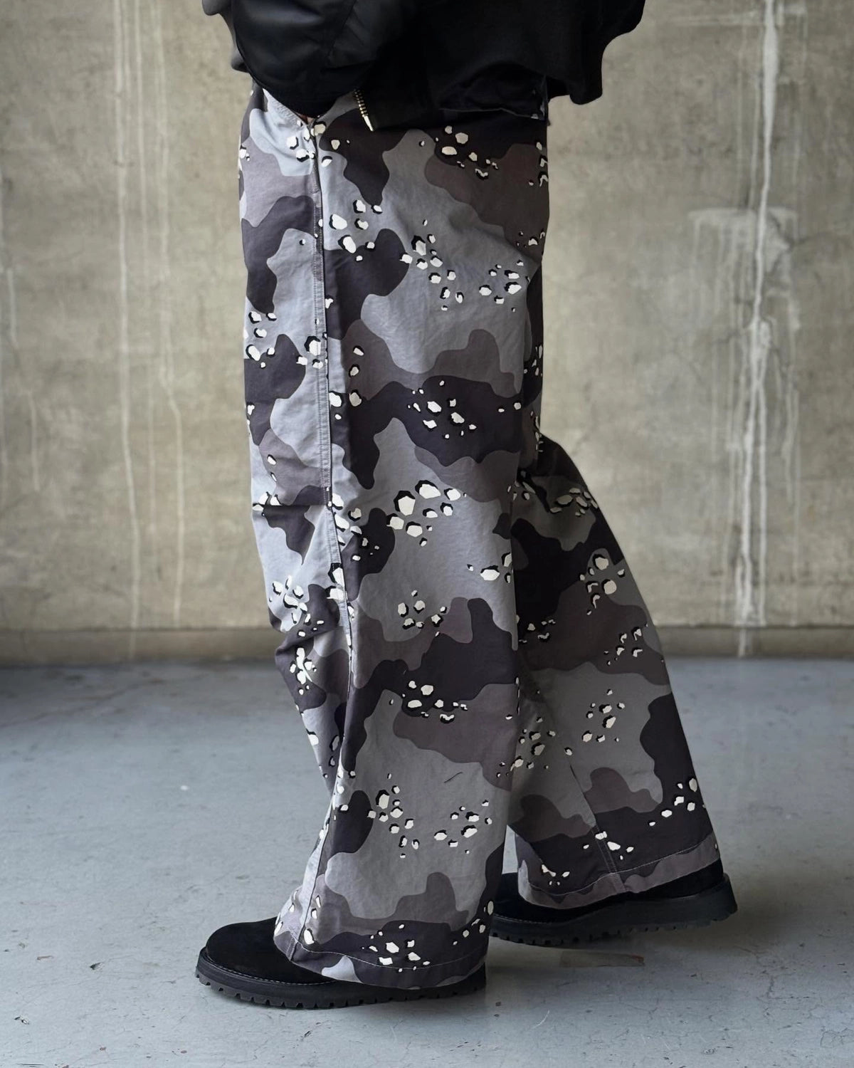 COOTIE PRODUCTIONS® / Camouflage Utility Wide Easy Pants (CTE-25A119)