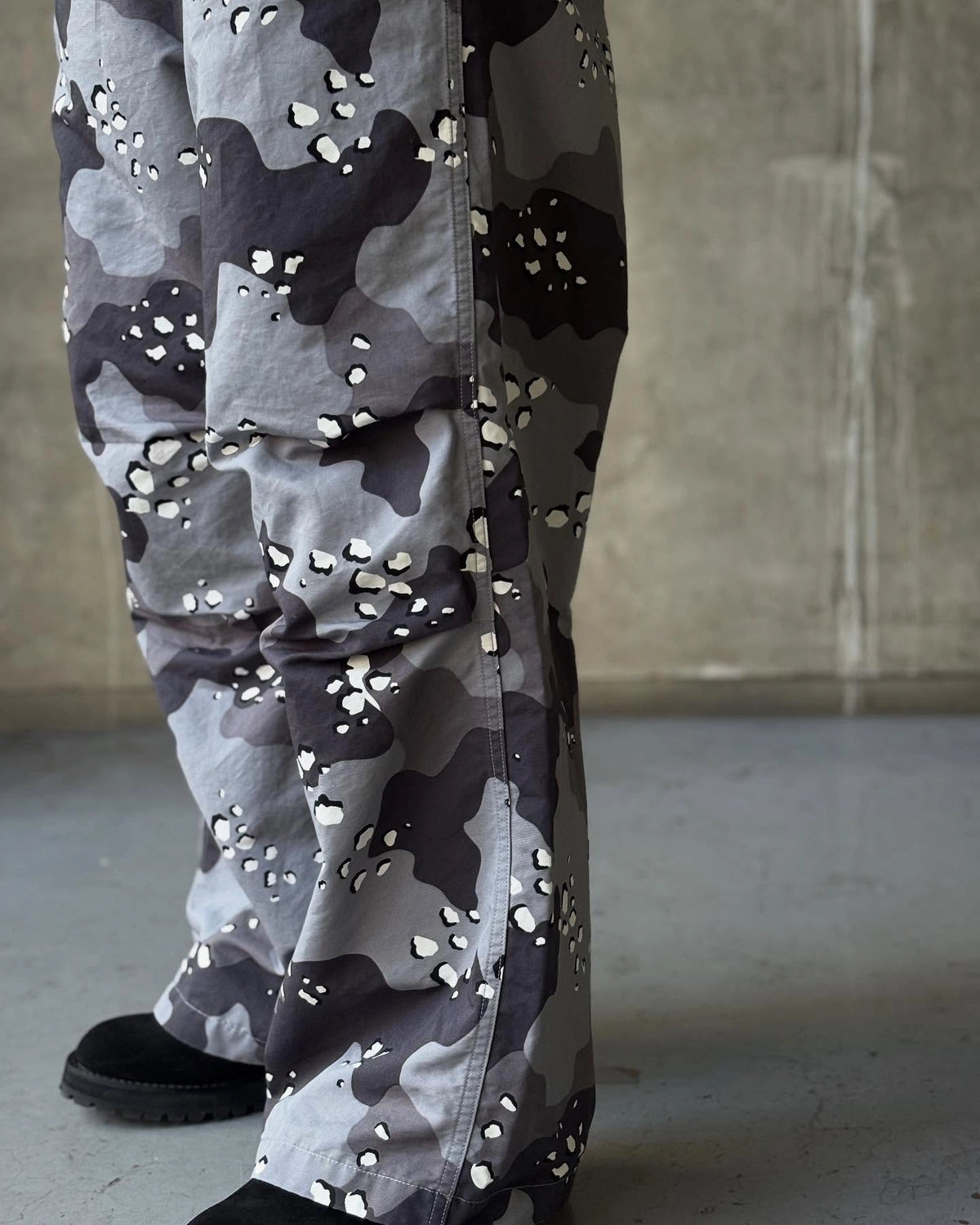 COOTIE PRODUCTIONS® / Camouflage Utility Wide Easy Pants (CTE-25A119)