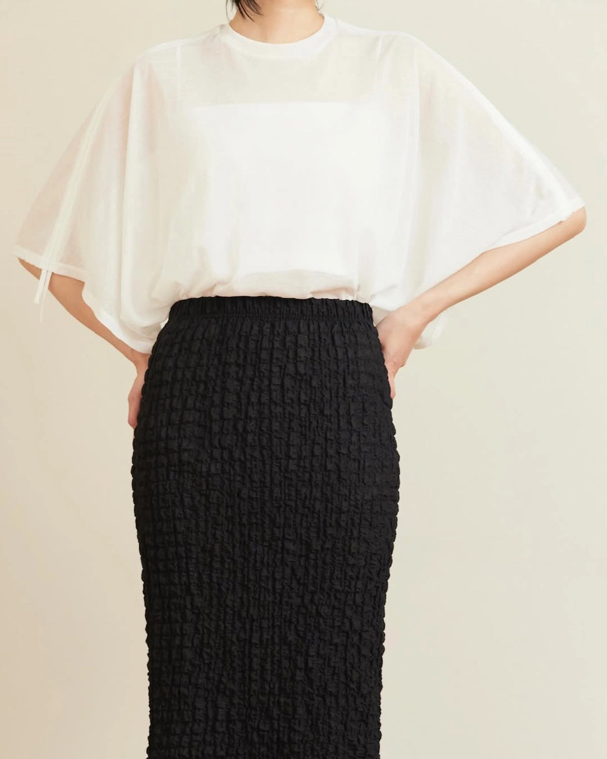 PHEENY / Sheer Jersey Gathered Shoulder Top (PS26-CS23)