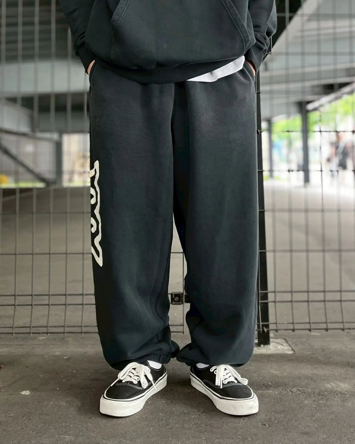 GOD SELECTION XXX / GSX EQUIPMENT GSX Logo Sweatpants (GSX-S26-CS-03)