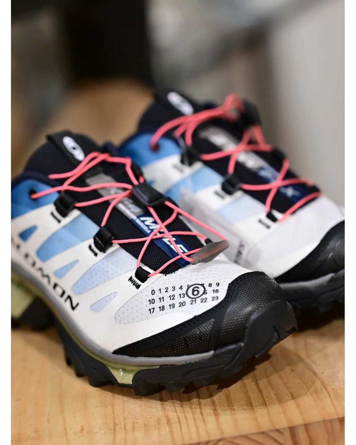 MM6 × SALOMON / XT-4 MULE (SH1WS0017P8163)