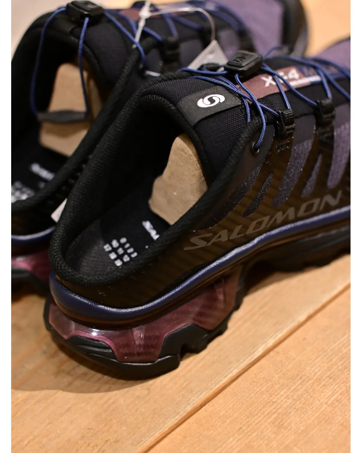 MM6 × SALOMON / XT-4 MULE (SH1WS0017P8163)