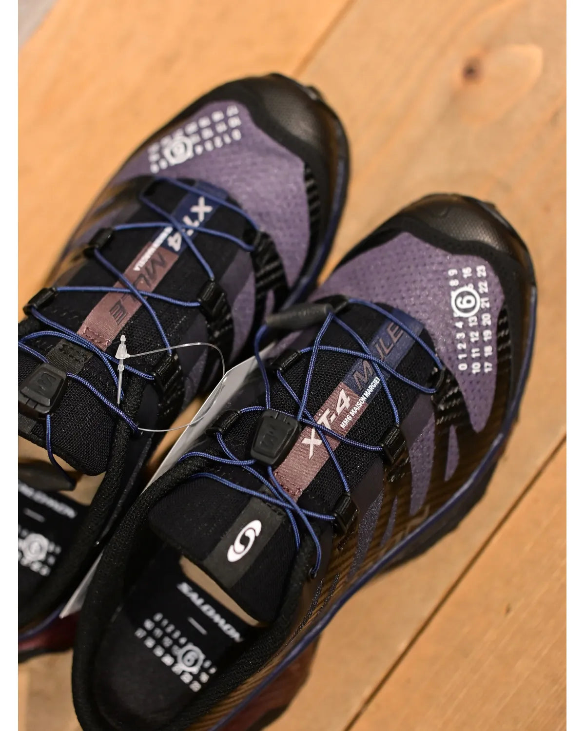 MM6 × SALOMON / XT-4 MULE (SH1WS0017P8163)
