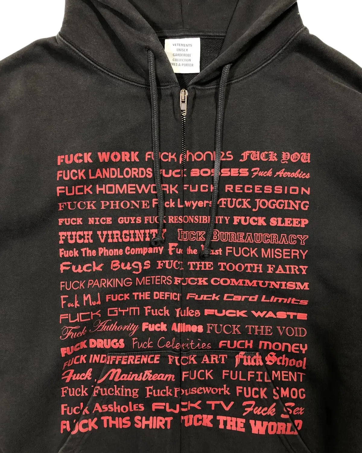 VETEMENTS / FUCK FITTED ZIP-UP HOODIE (UH78ZU660B)