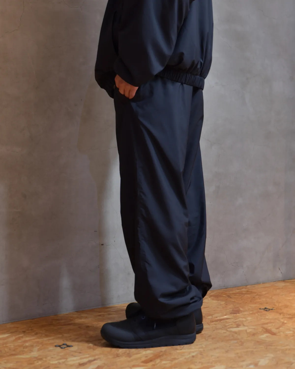 N.HOOLYWOOD TEST PRODUCT EXCHANGE SERVICE / EASY PANTS (9262-CP70-018)