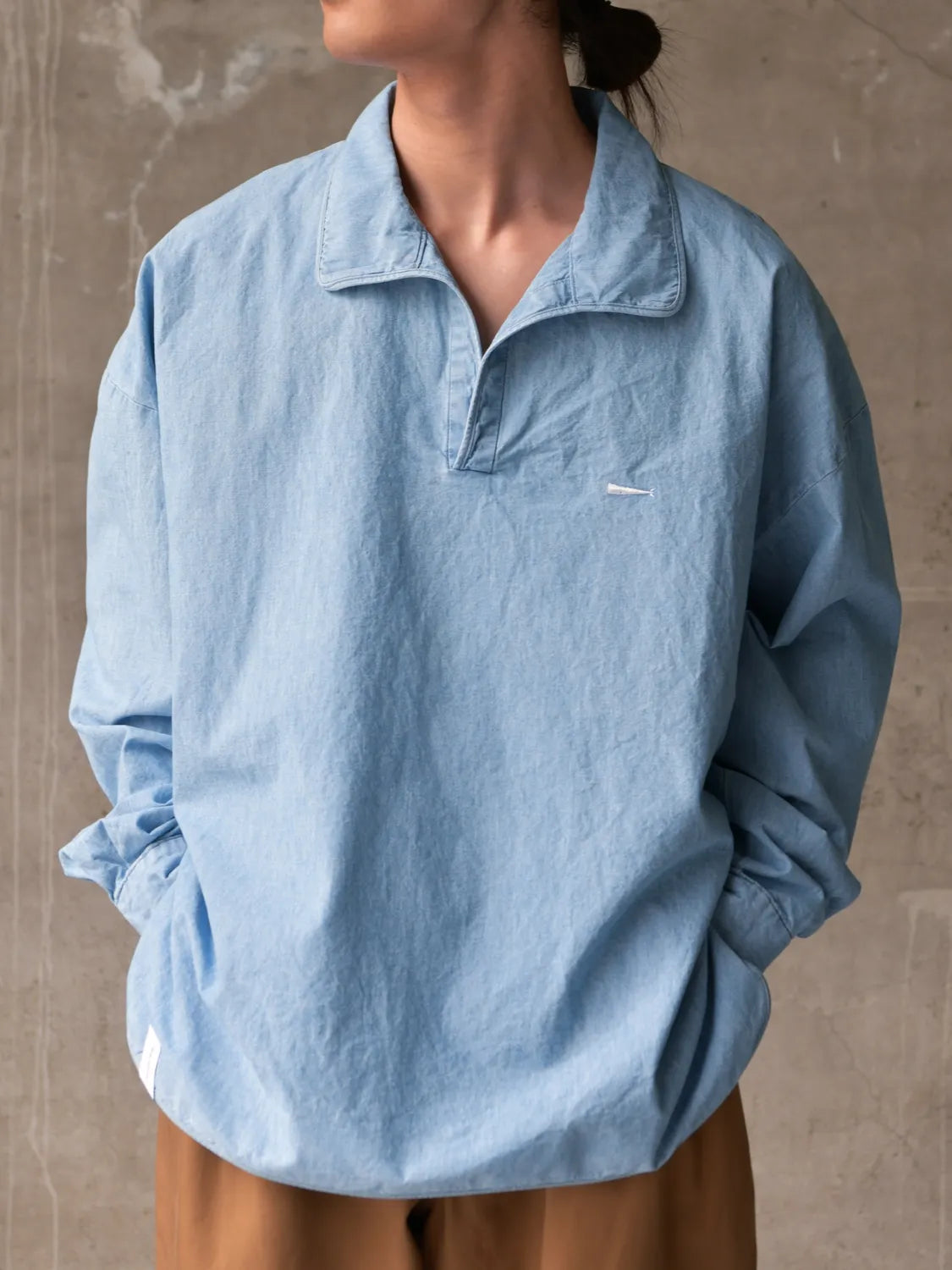 DESCENDANT / SALOON PULLOVER CHSMBRAY LS SHIRT (261CPDS-SHM04)