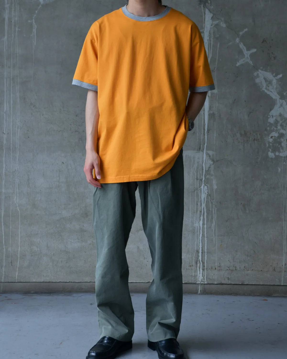 ISSUETHINGS / T-SHIRT type108 (26a/108b-c-01)