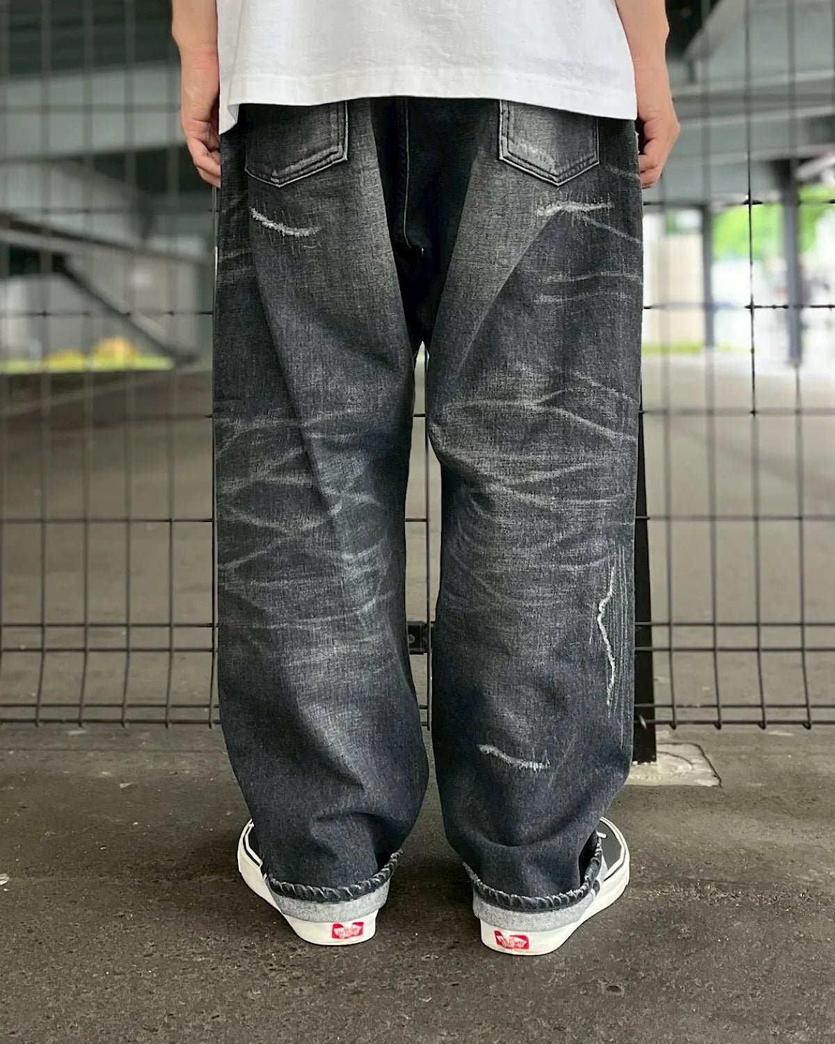 SEQUEL × FRAGMENT / DAMEGE DENIM PANTS (SQ-26SS-PT-07)