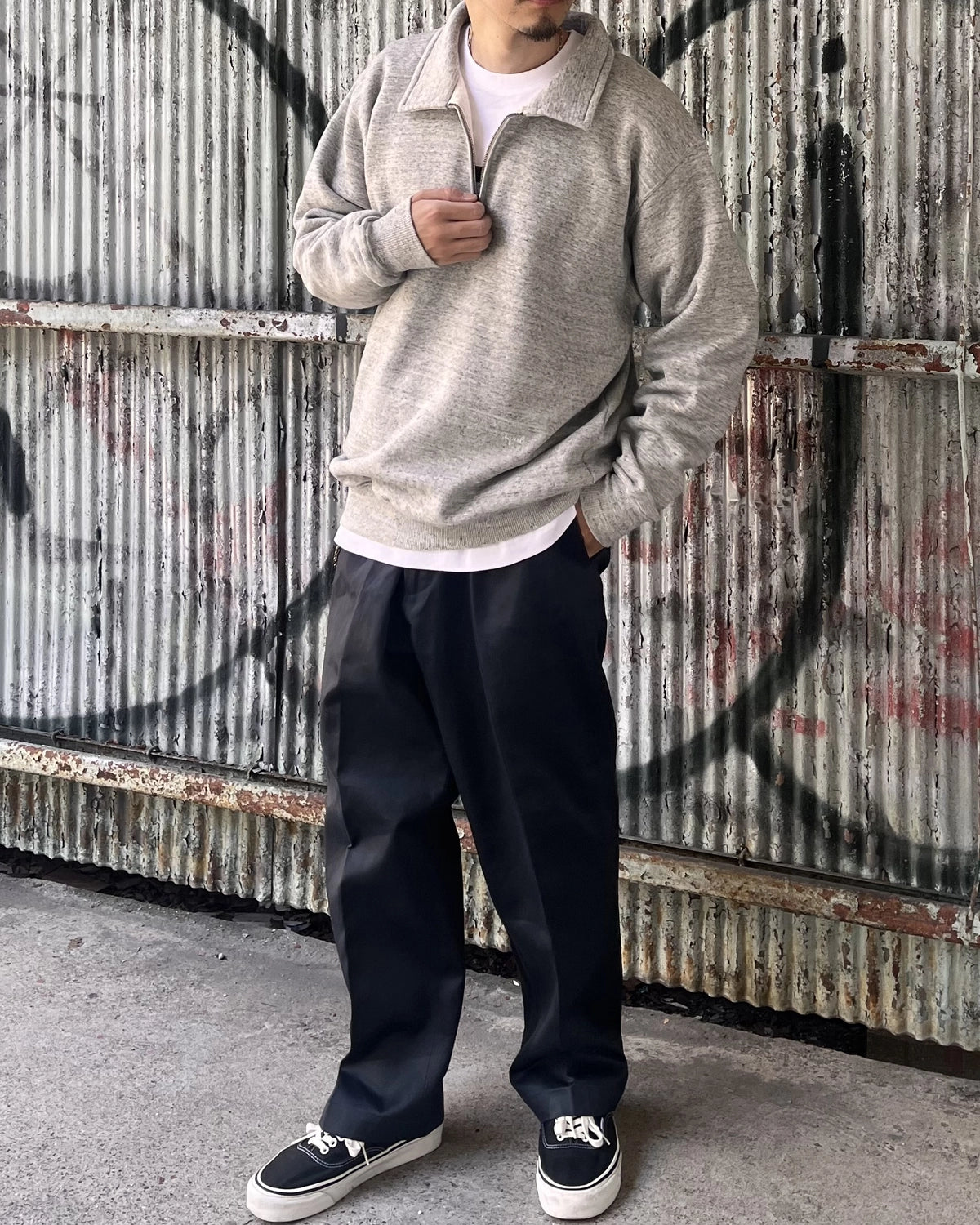 SEQUEL / HALF ZIP SWEAT (SQ-26AW-CS-01)
