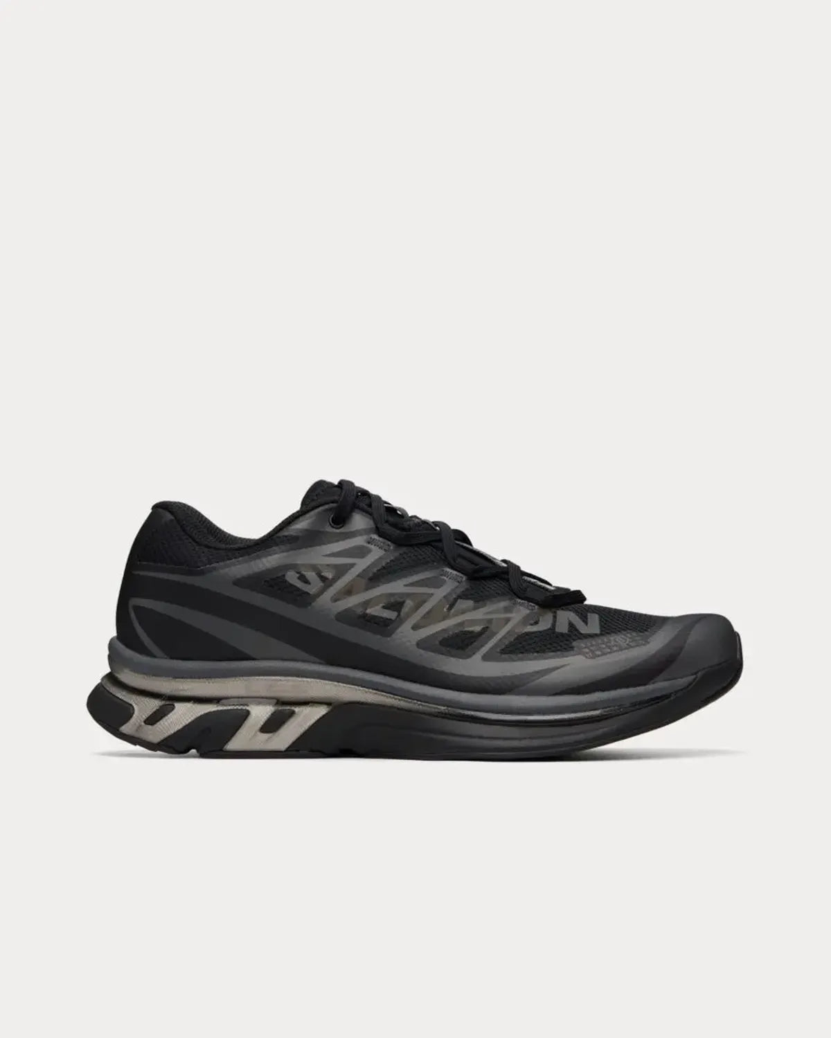 MM6 × SALOMON / XT-MM6 (SH1WS0020P6303)