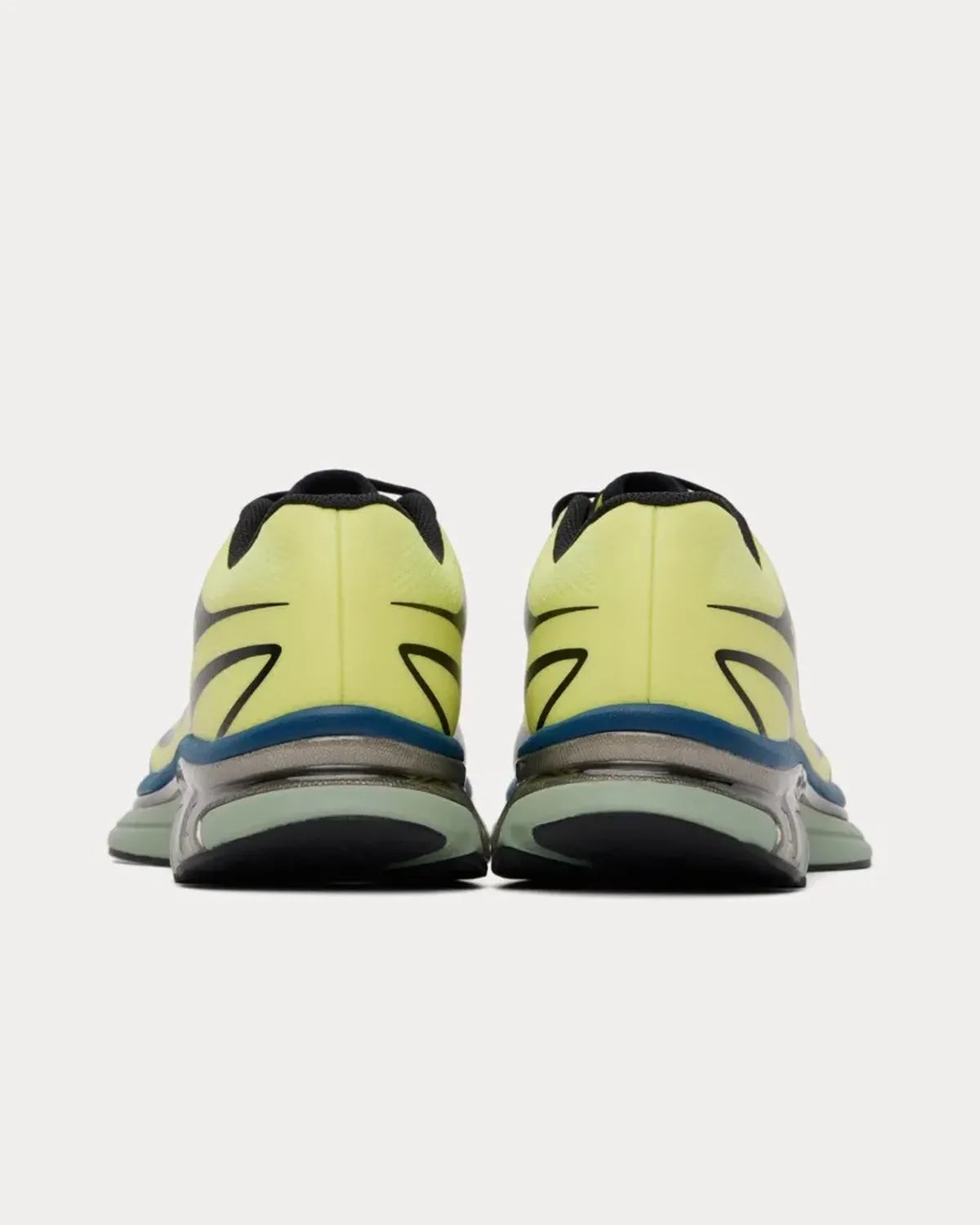 MM6 × SALOMON / XT-MM6 (SH1WS0020P6303)