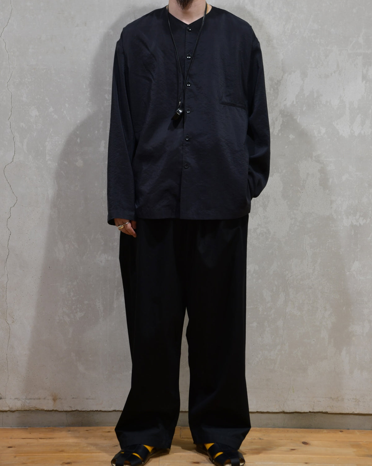 LEMAIRE / V-NECK SHIRT (SH1235 LF1308)