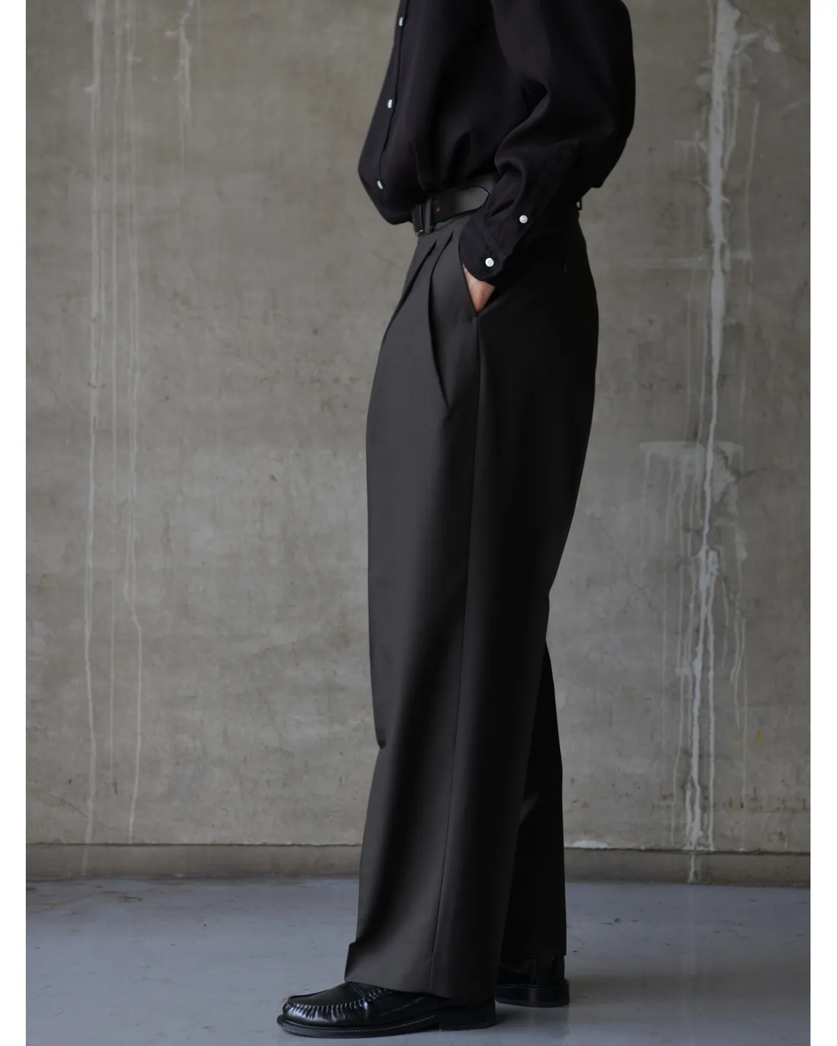 MARKAWARE / Polwarth Tropical / Double Pleated Trousers (A26C01PT02C)
