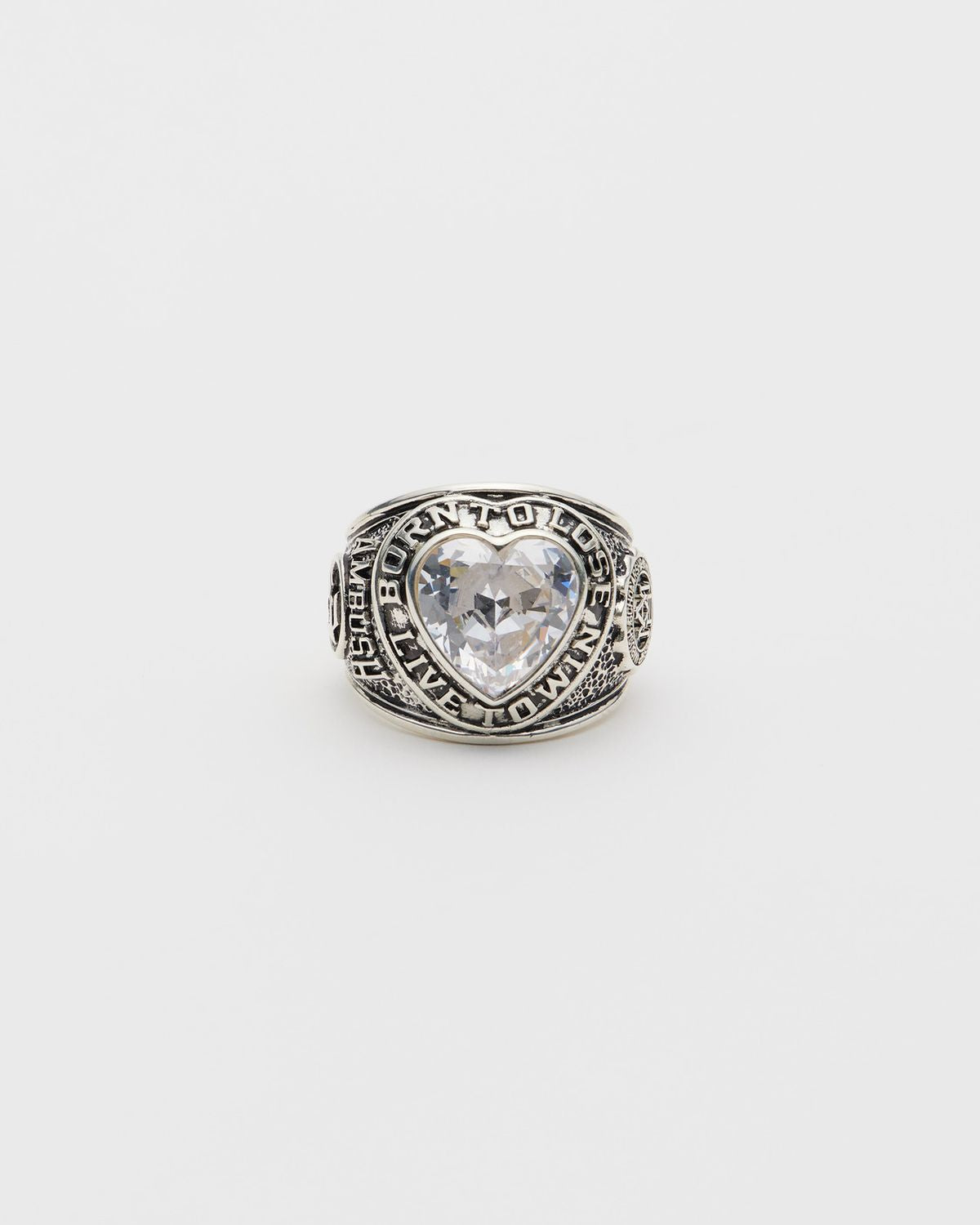 AMBUSH® / HEART CLASS RING (1211480)