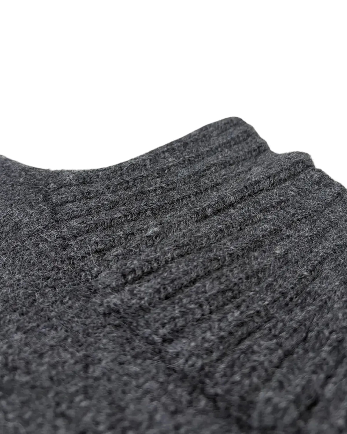 JW ANDERSON / SWEATER (953-50030002)