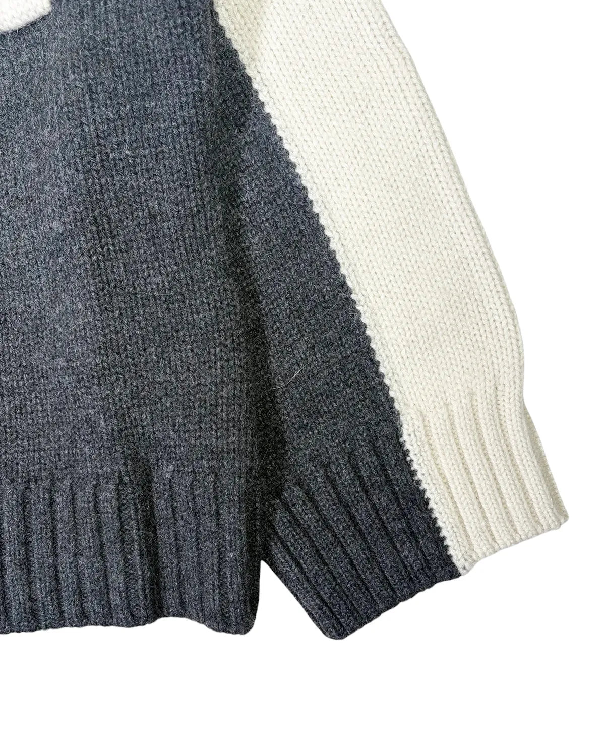 JW ANDERSON / SWEATER (953-50030002)