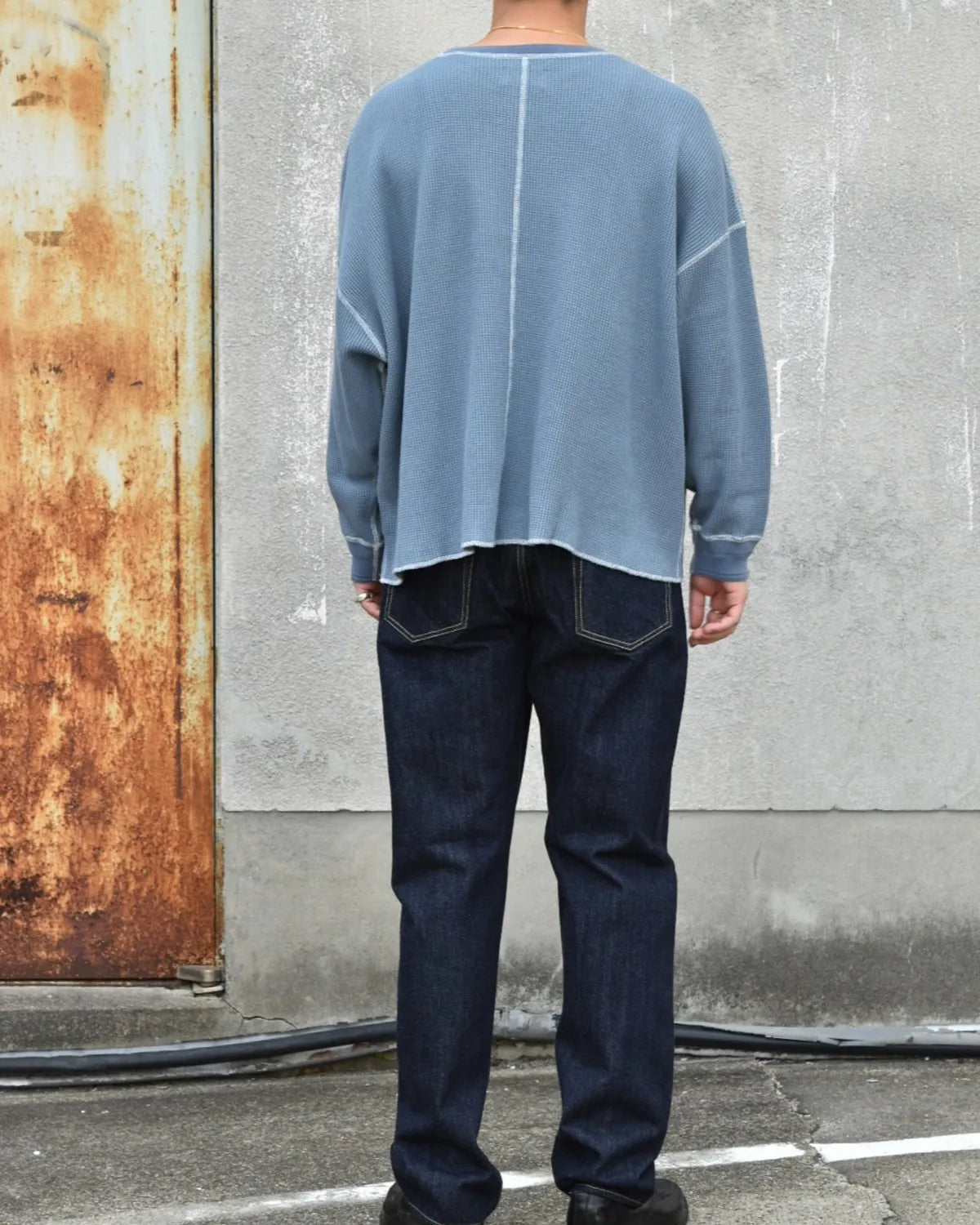 DELUXE / CONNOR (25AD2687)