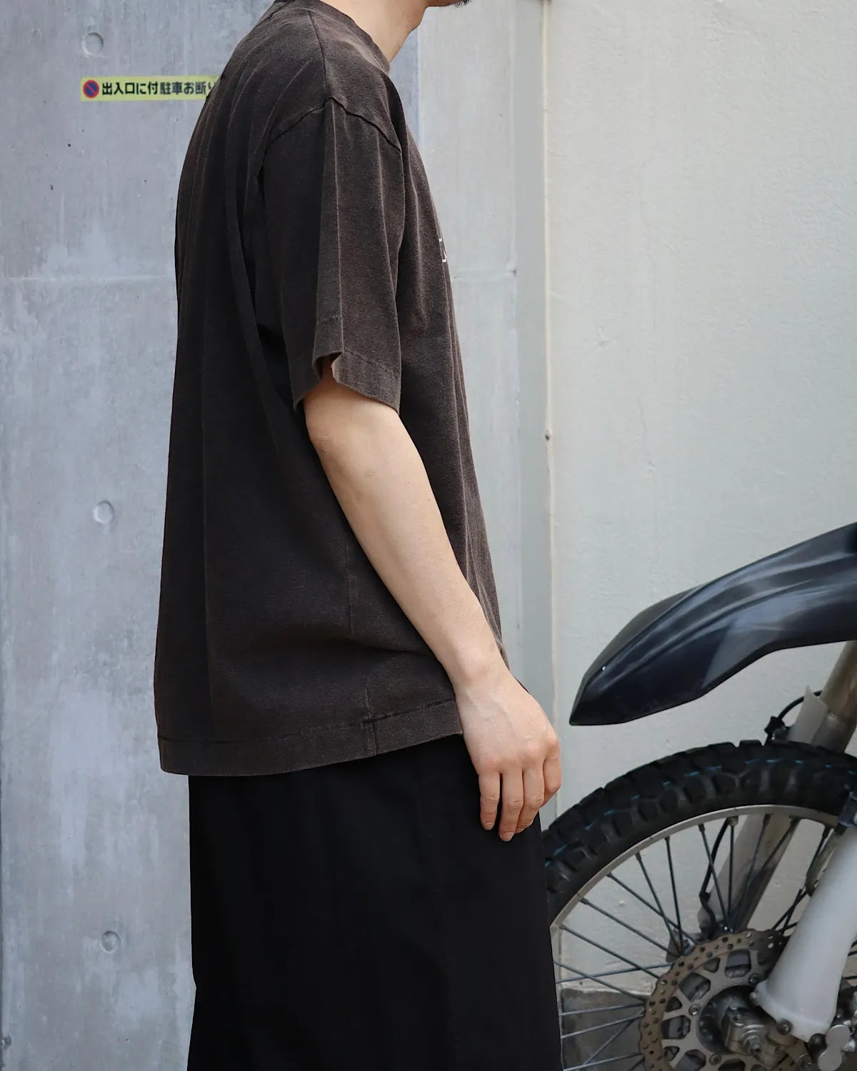 LQQK STUDIO / DISCHARGE DECONSTRUCTION TEE (LQS26DS10)