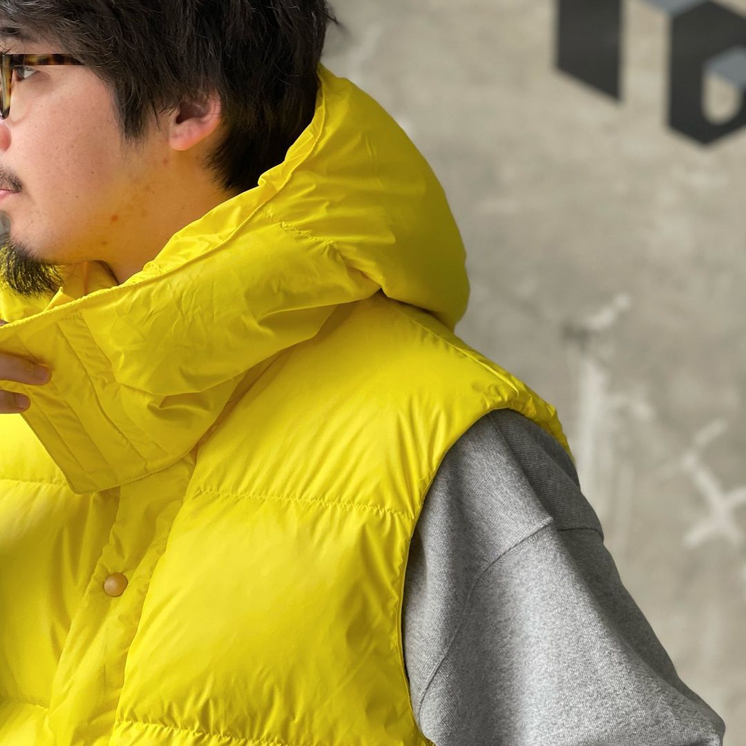 FreshService / CORPORATE DOWN VEST (FSW-23-DW_173)