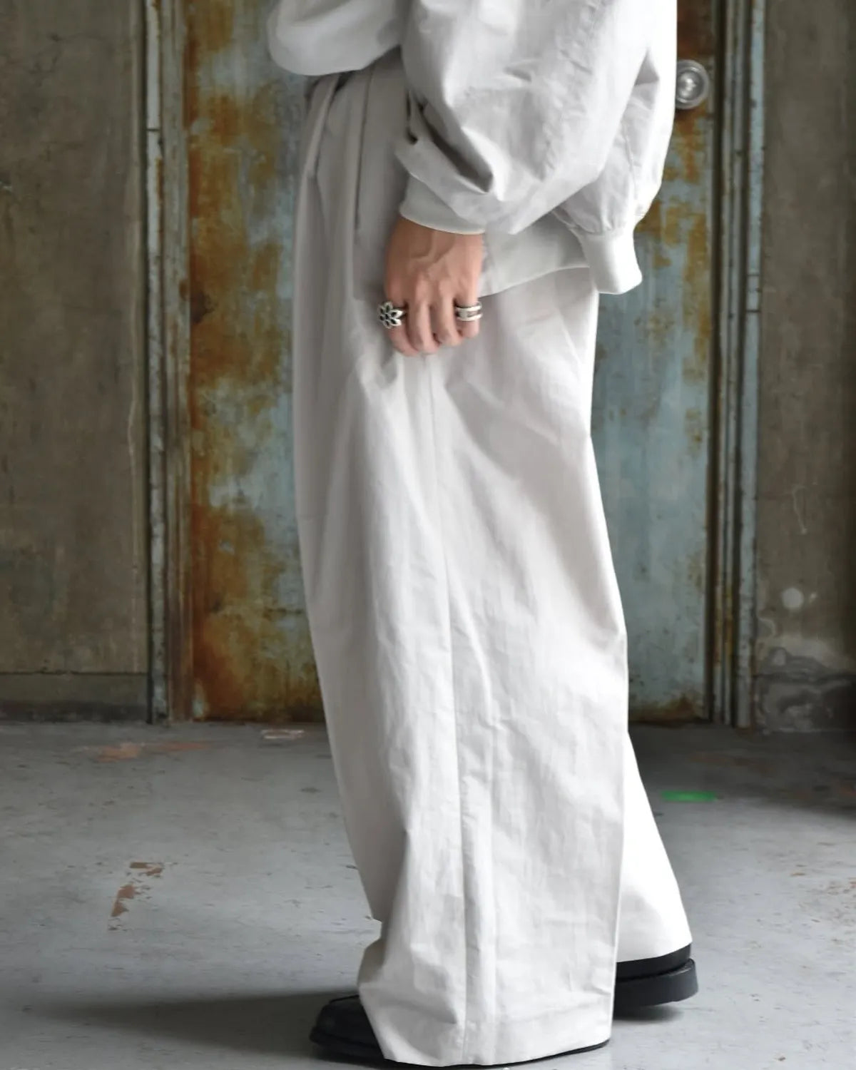 COOTIE PRODUCTIONS® × BARACUTA / EWP 2 Tuck Trousers (BRCT-CTE-25S-101)