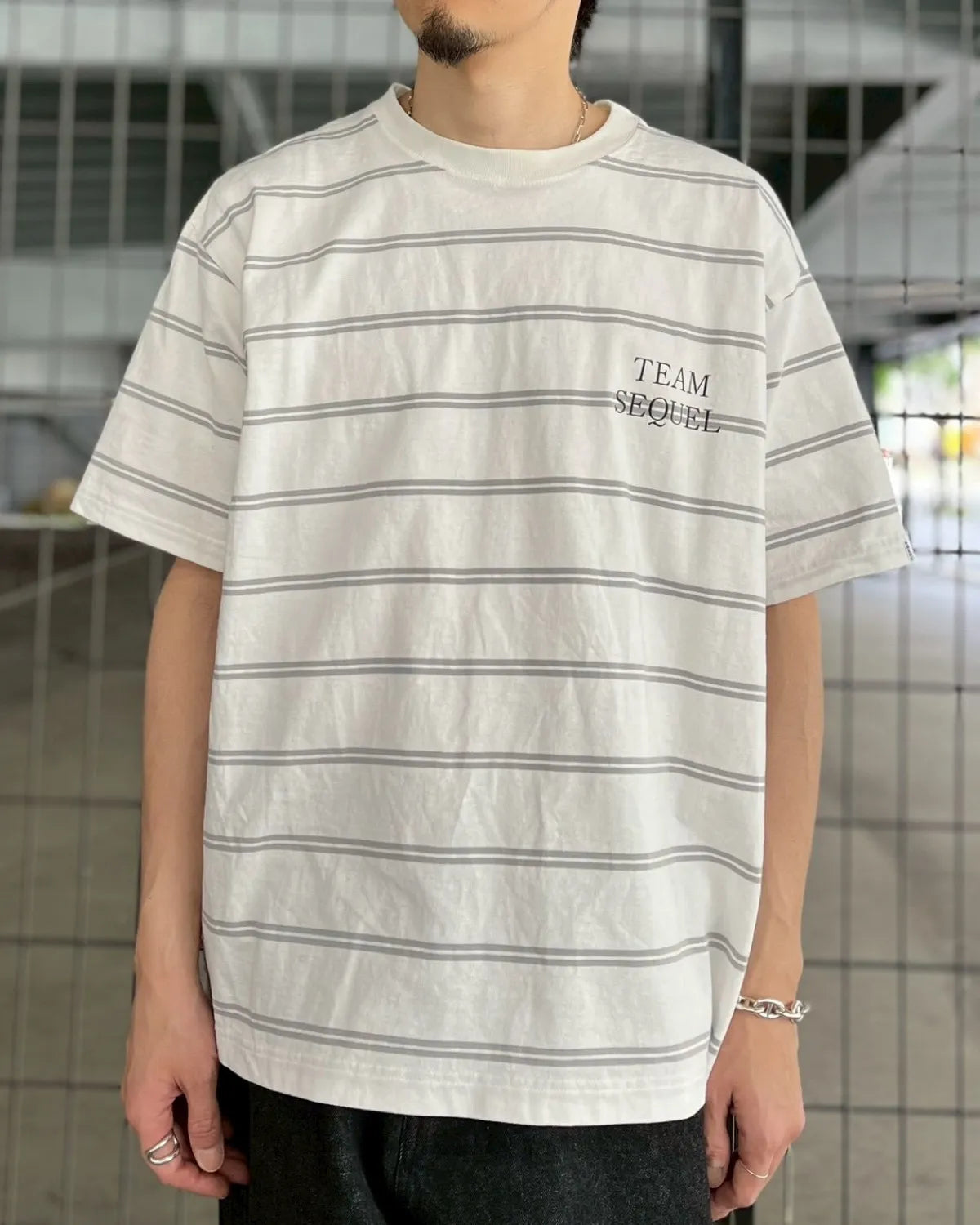 SEQUEL / BORDER T-SHIRT (SQ-26SS-CS-03)
